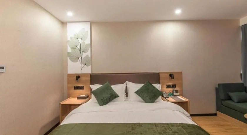 Bed in GreenTree Inn Express Zhangjiagang Hexing Town Shazhou Professional Institue of Technology
