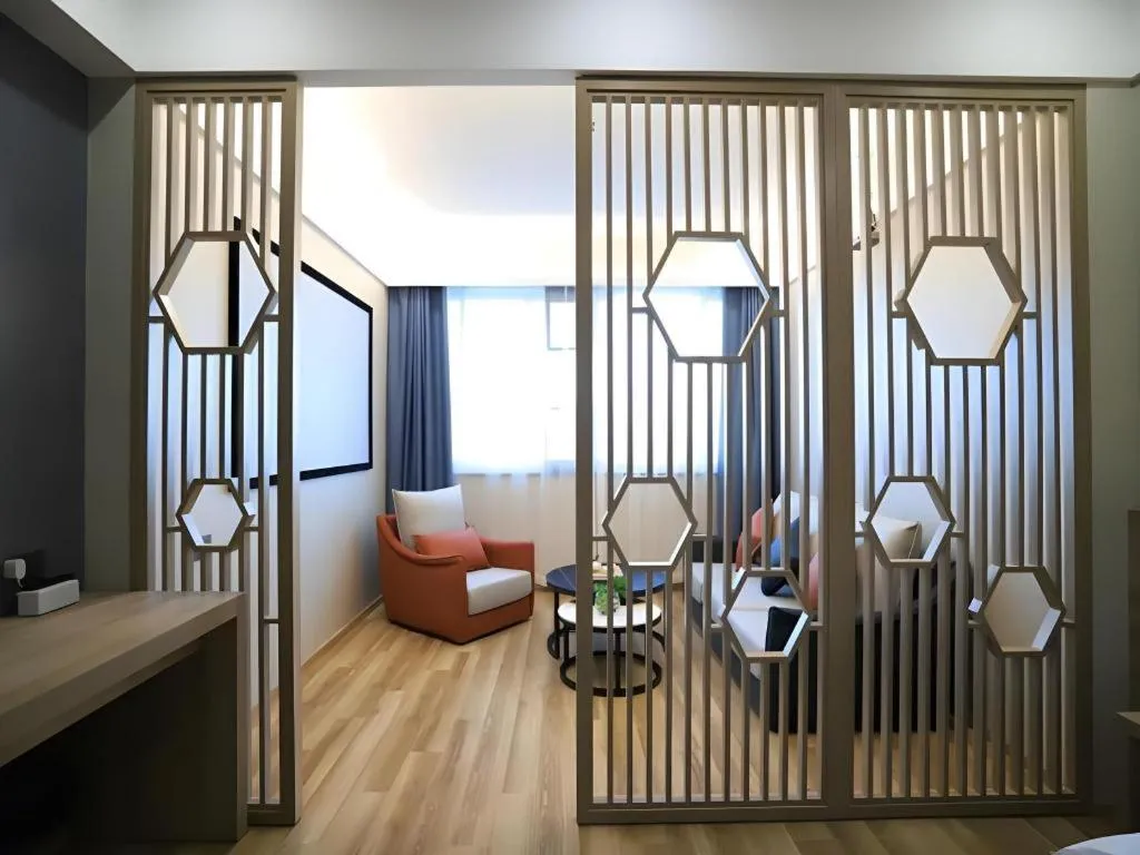 VX Hotel Jiangsu Taizhou Xinghua RT-Mart