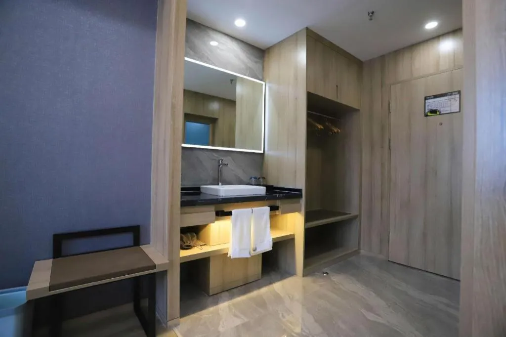 VX Hotel Jiangsu Taizhou Xinghua RT-Mart