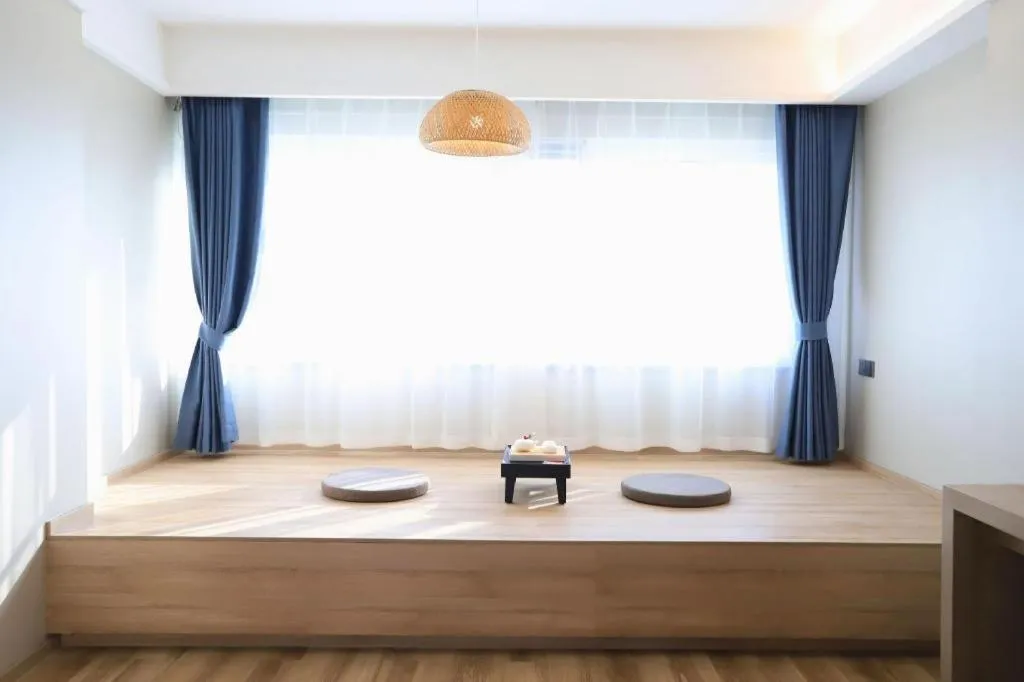 Bed in VX Hotel Jiangsu Taizhou Xinghua RT-Mart