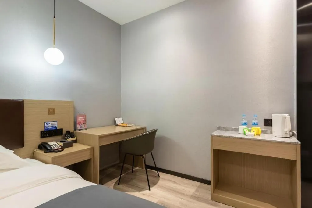 Bed in Gya Hotel Wuxi Hubin Commercial Street Tai Lake Scenic Area