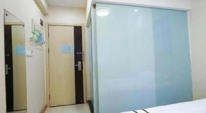 Shell Hotel Shanghai Expo Changqing Road Metro Station