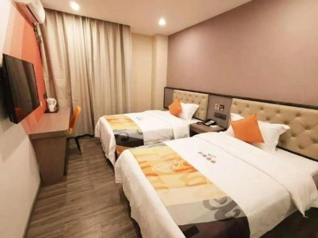 Bed in Shell Hotel Shanghai Jinshan Wanda Plaza