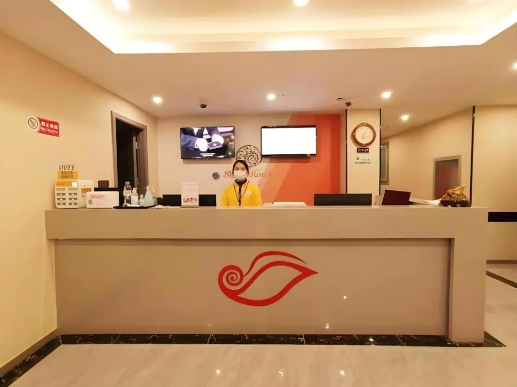 Shell Hotel Shanghai Jinshan Wanda Plaza