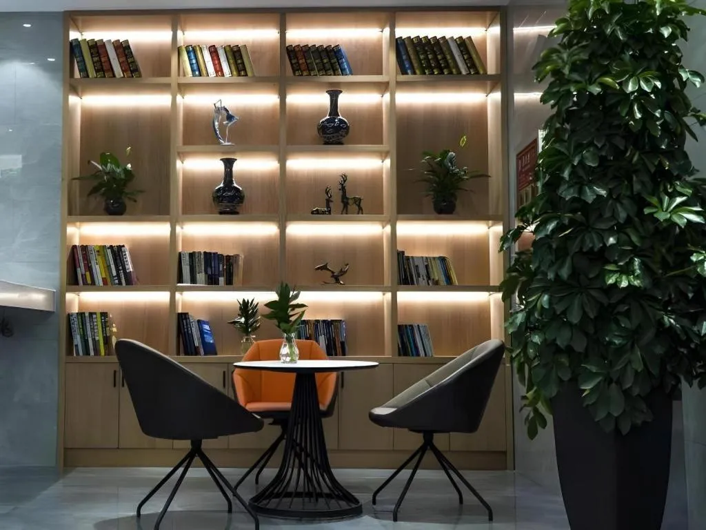 GreenTree Inn Express Datong High-Speed Railway Station Old City Wall