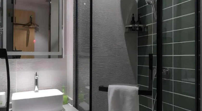 GreenTree Inn Express Datong High-Speed Railway Station Old City Wall