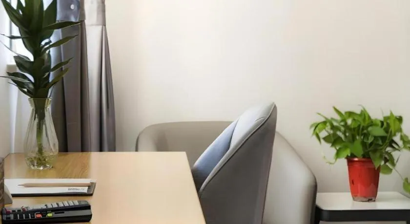 GreenTree Inn Express Datong High-Speed Railway Station Old City Wall