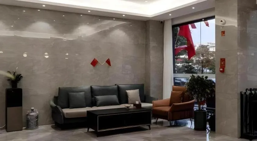 GreenTree Inn Express Datong High-Speed Railway Station Old City Wall