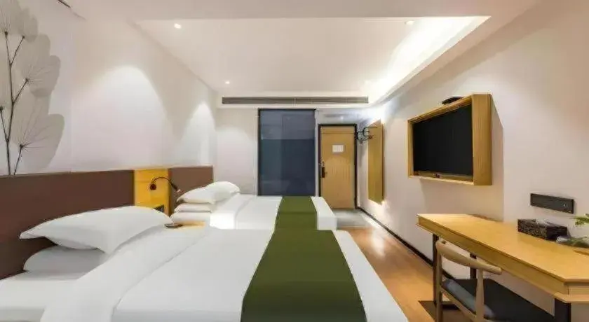 Bed in GreenTree Inn Express Datong High-Speed Railway Station Old City Wall Bed in GreenTree Inn Express Datong High-Speed Railway Station Old City Wall