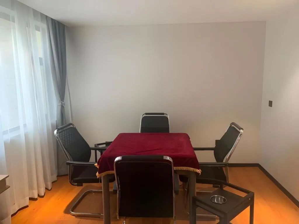 GreenTree Inn Express Datong High-Speed Railway Station Old City Wall