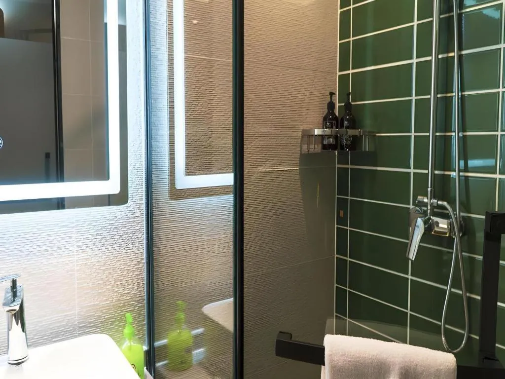 GreenTree Inn Express Datong High-Speed Railway Station Old City Wall