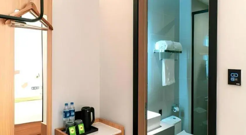 GreenTree Inn Express Datong High-Speed Railway Station Old City Wall GreenTree Inn Express Datong High-Speed Railway Station Old City Wall