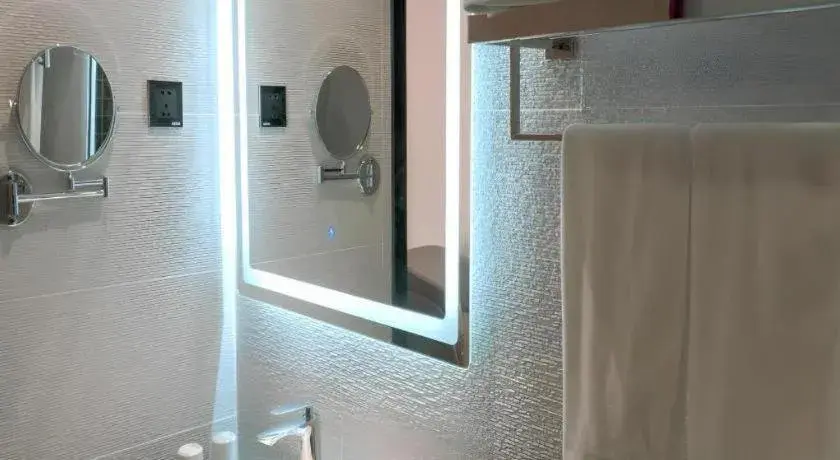 GreenTree Inn Express Datong High-Speed Railway Station Old City Wall GreenTree Inn Express Datong High-Speed Railway Station Old City Wall