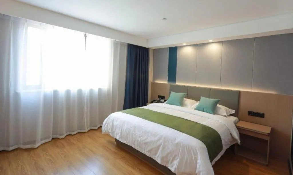 Bed in GreenTree Inn Express Jiangsu Suqian School Yingmadi Road
