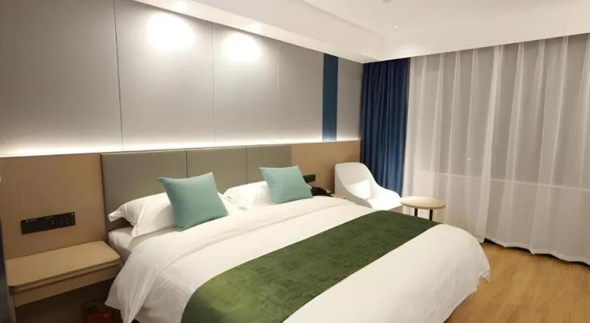 Bed in GreenTree Inn Express Jiangsu Suqian School Yingmadi Road