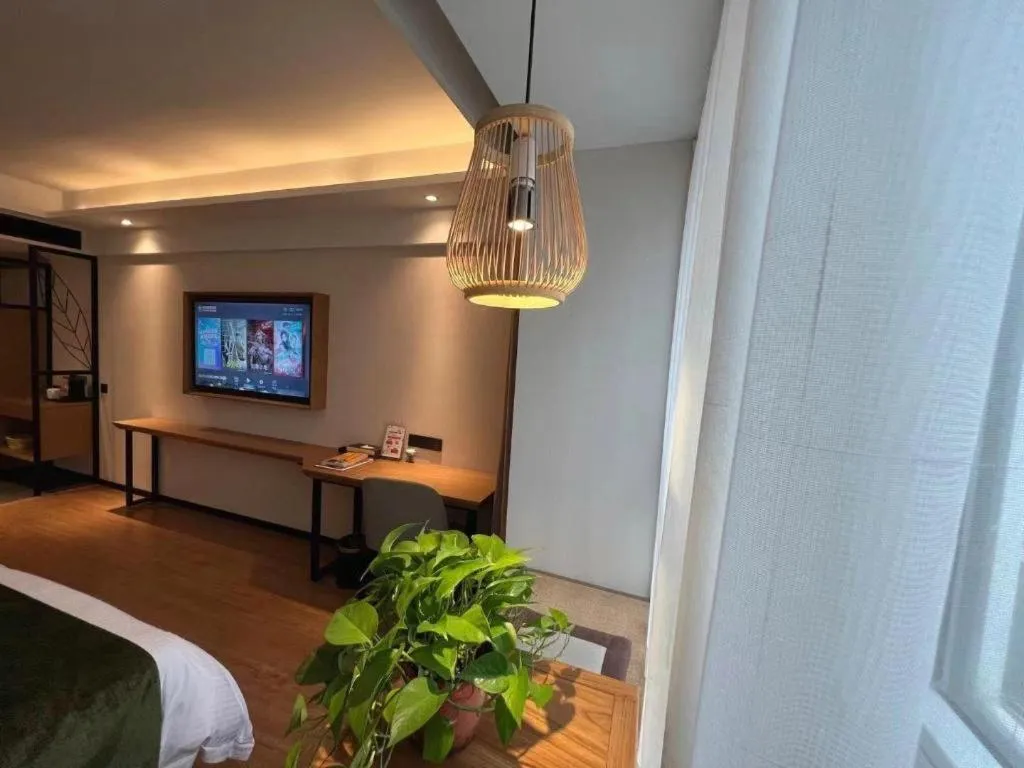 Bed in GreenTree Inn Luoyang Railway Station Wangfujing Wangcheng Park