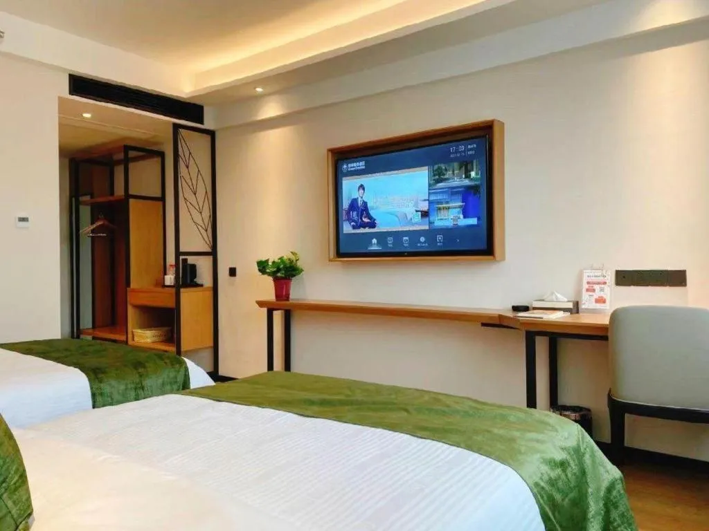 Bed in GreenTree Inn Luoyang Railway Station Wangfujing Wangcheng Park