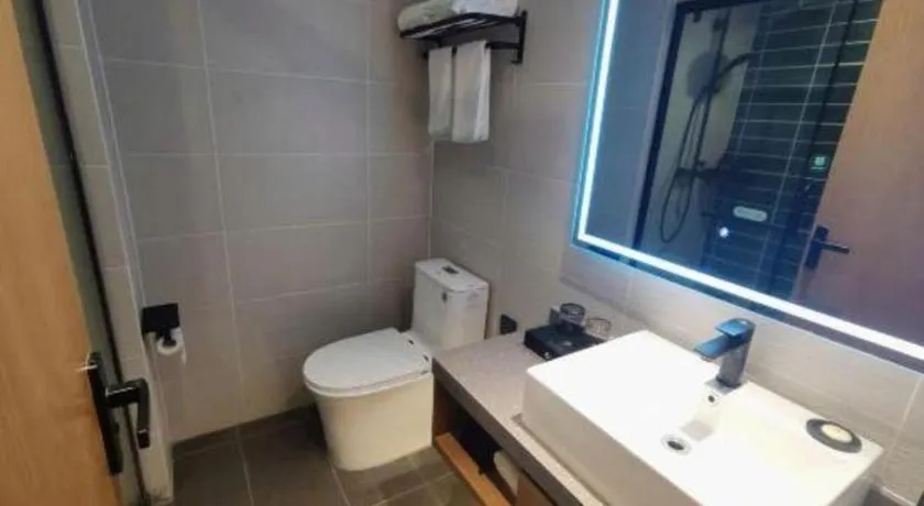 GreenTree Inn Luoyang Railway Station Wangfujing Wangcheng Park