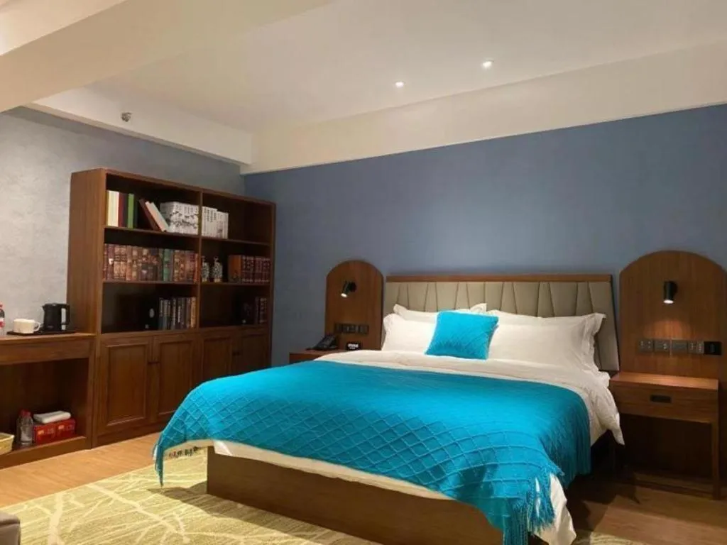 Bed in GreenTree Inn Luoyang Railway Station Wangfujing Wangcheng Park