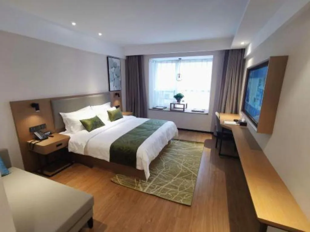 Bed in GreenTree Inn Luoyang Railway Station Wangfujing Wangcheng Park