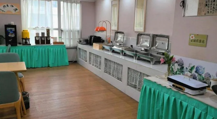 GreenTree Inn Luoyang Railway Station Wangfujing Wangcheng Park