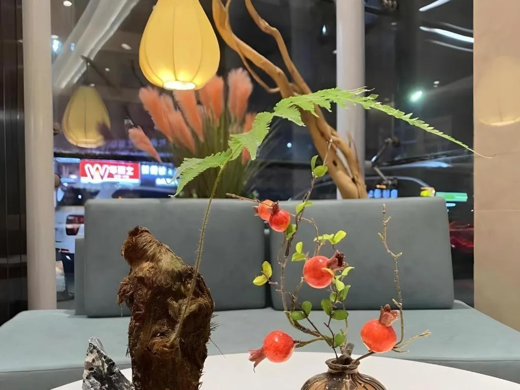 GreenTree Inn Luoyang Railway Station Wangfujing Wangcheng Park