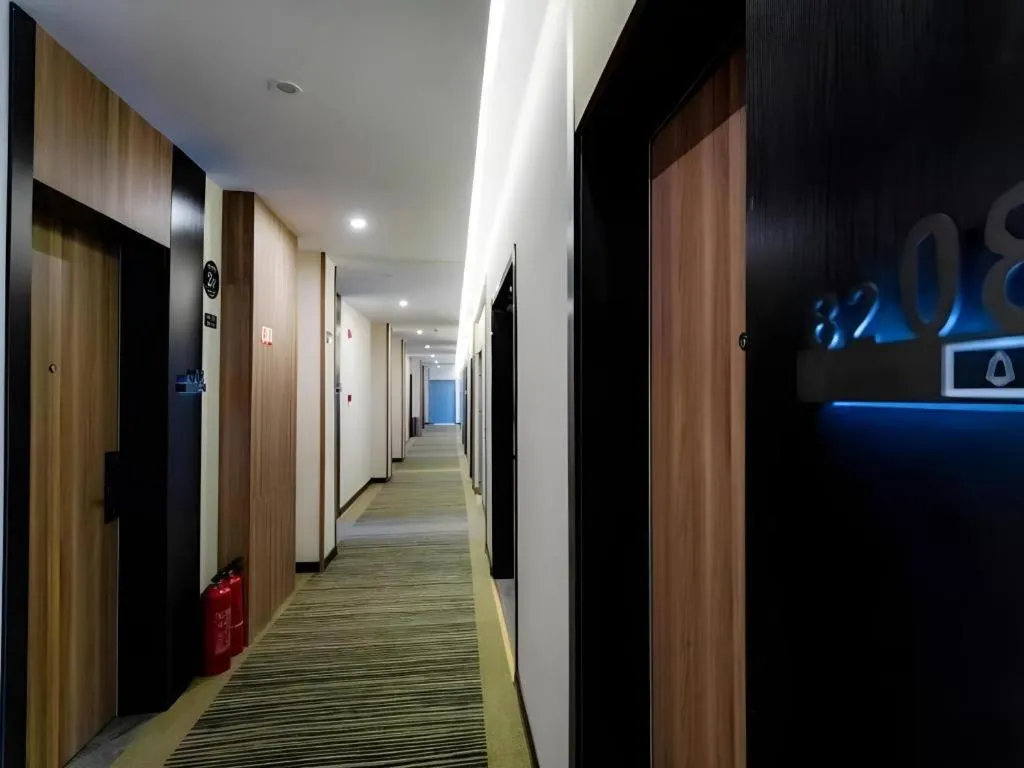 GreenTree Inn Express Hebei Tangshan Guyan District Xinguang Road