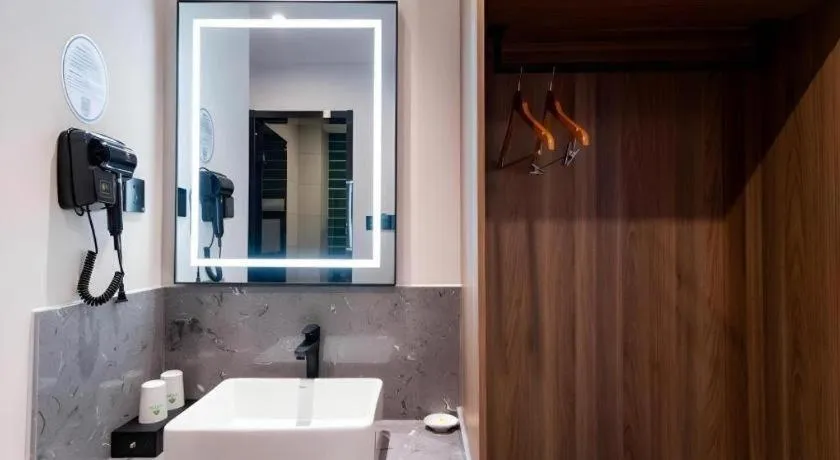 GreenTree Inn Express Hebei Tangshan Guyan District Xinguang Road