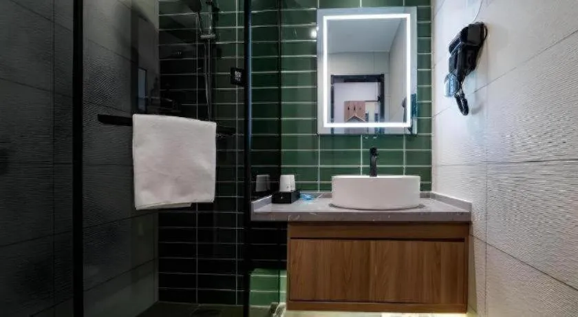 GreenTree Inn Express Hebei Tangshan Guyan District Xinguang Road