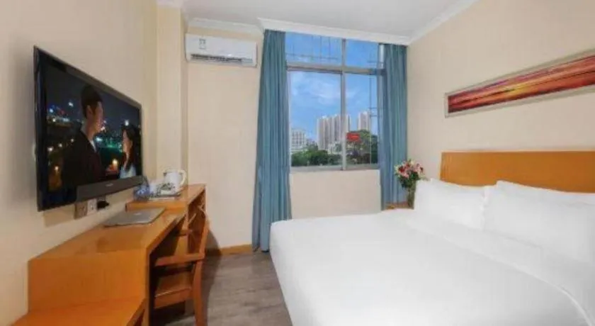 Bed in GreenTree Alliance Hotel Shenzhen Nanshan District Zhongshan Park Tongle
