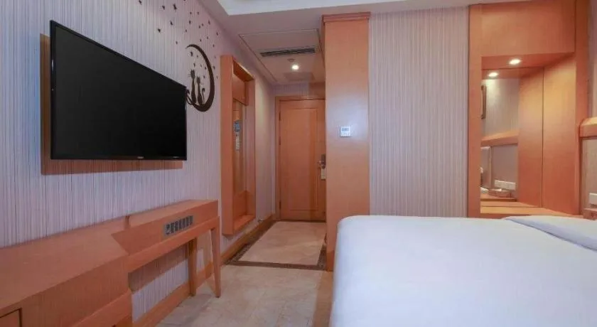 Bed in GreenTree Alliance Hotel Shenzhen Futian District Xiangmi Lake Xiangmei Mountain Metro Station