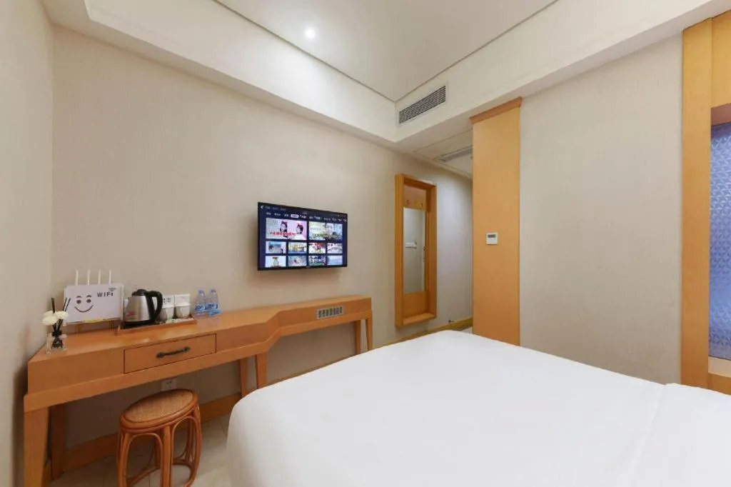 Bed in GreenTree Alliance Hotel Shenzhen Futian District Xiangmi Lake Xiangmei Mountain Metro Station