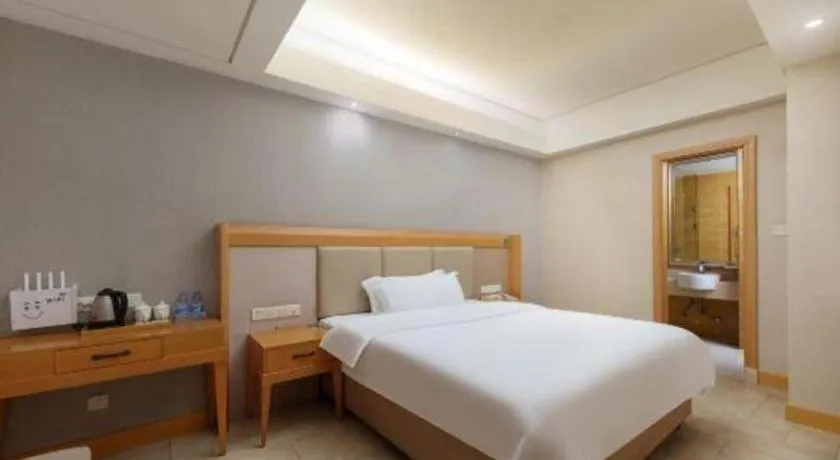 Bed in GreenTree Alliance Hotel Shenzhen Futian District Xiangmi Lake Xiangmei Mountain Metro Station