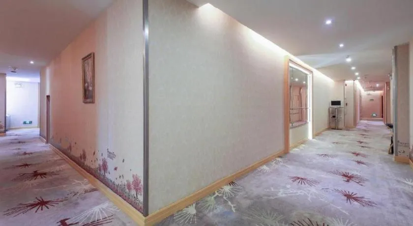 Bed in GreenTree Alliance Hotel Shenzhen Futian District Xiangmi Lake Xiangmei Mountain Metro Station