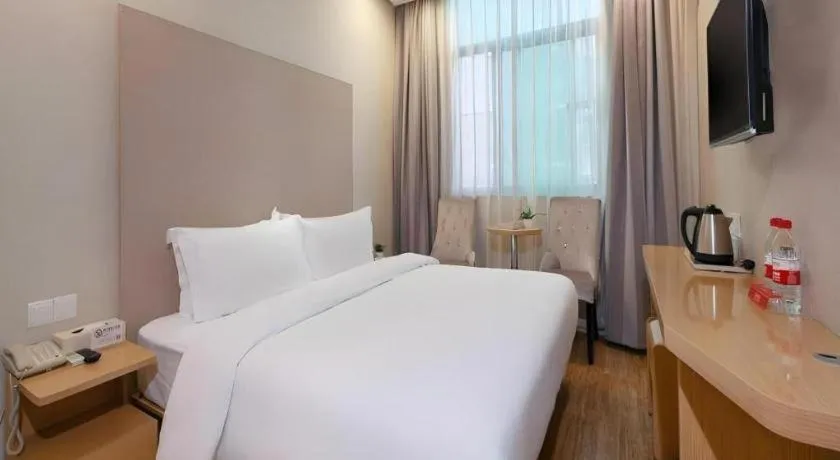 Bed in GreenTree Alliance Hotel Shenzhen Nanshan District Nantou Ancient City Majialong