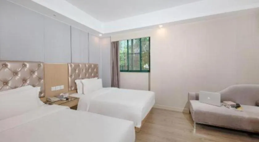 Bed in GreenTree Alliance Hotel Shenzhen Nanshan District Nantou Ancient City Majialong
