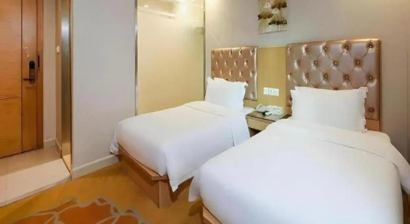 Bed in GreenTree Alliance Hotel Shenzhen Nanshan District Nantou Ancient City Majialong