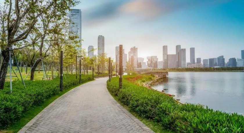 GreenTree Eastern Hotel Shenzhen Nanshan District Qianhai Free Trade Zone Lilin Metro Station