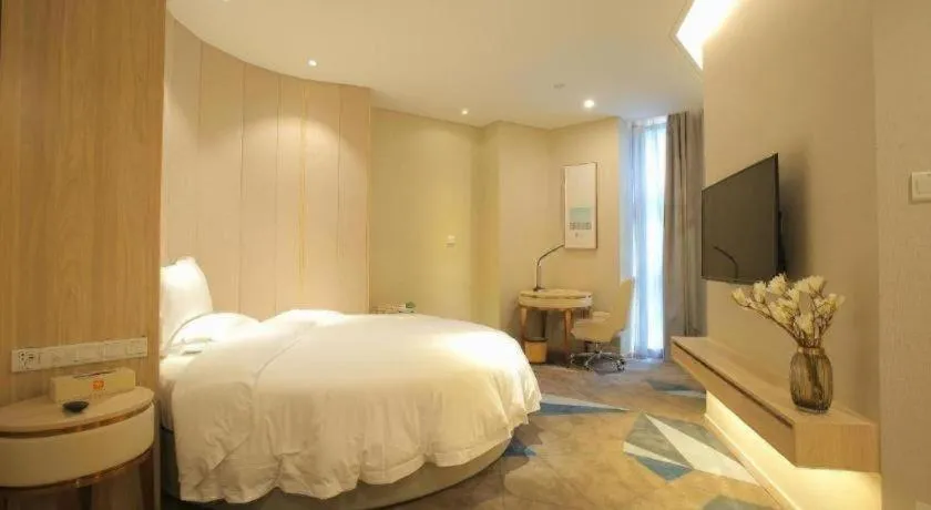 Bed in GreenTree Eastern Hotel Shenzhen Nanshan District Qianhai Free Trade Zone Lilin Metro Station