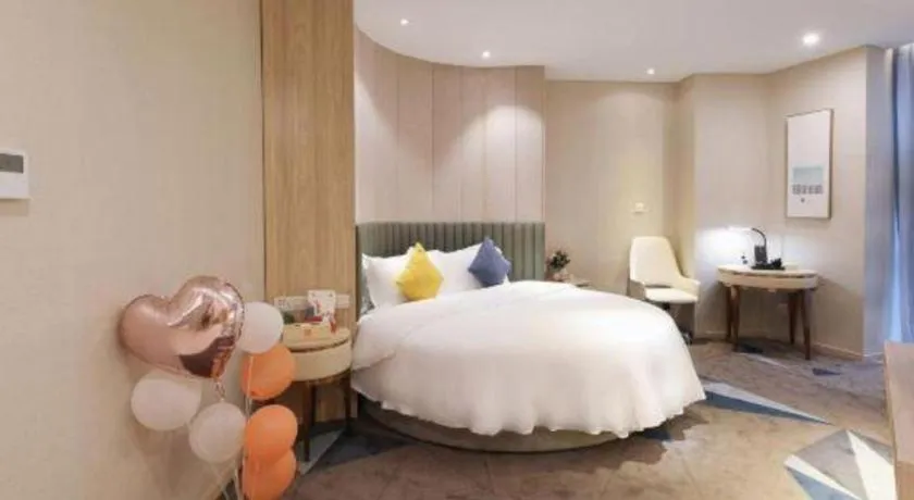 Bed in GreenTree Eastern Hotel Shenzhen Nanshan District Qianhai Free Trade Zone Lilin Metro Station