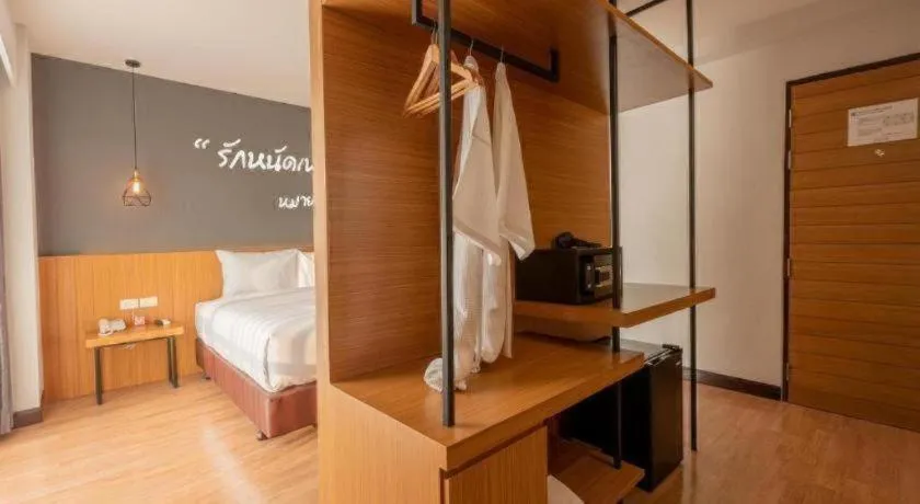 Bed in B2 Surat Thani Premier Hotel