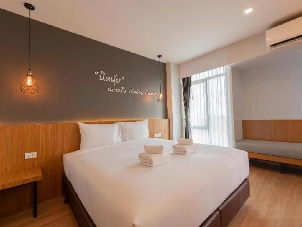 Bed in B2 Surat Thani Premier Hotel