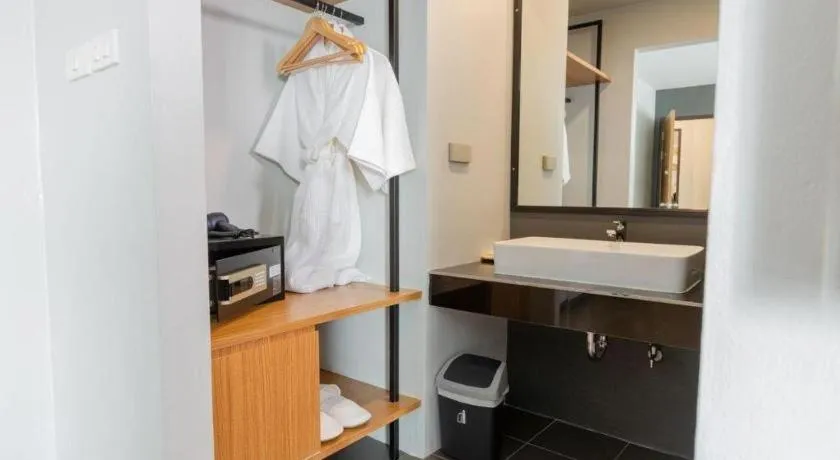 B2 Surat Thani Premier Hotel