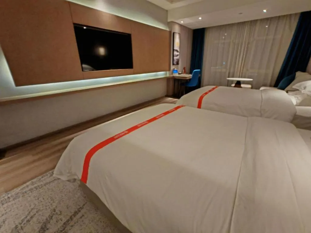 Bed in GreenTree Eastern Hotel Changge Yiwu City