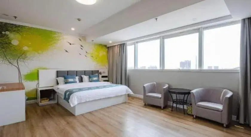 Bed in Shell Hotel Huaibei Jinying Plaza Long Distance Bus Station Bed in Shell Hotel Huaibei Jinying Plaza Long Distance Bus Station