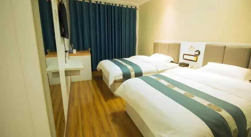 Bed in Shell Hotel Huaibei Jinying Plaza Long Distance Bus Station Bed in Shell Hotel Huaibei Jinying Plaza Long Distance Bus Station