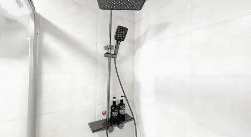 Shell Hotel Huaibei Jinying Plaza Long Distance Bus Station