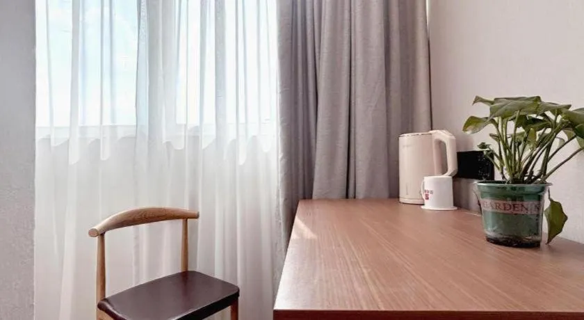 Shell Hotel Huaibei Jinying Plaza Long Distance Bus Station