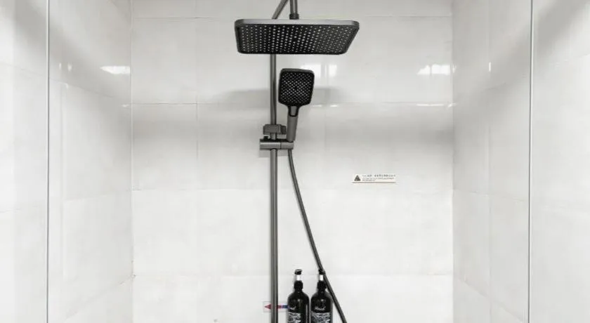 Shell Hotel Huaibei Jinying Plaza Long Distance Bus Station