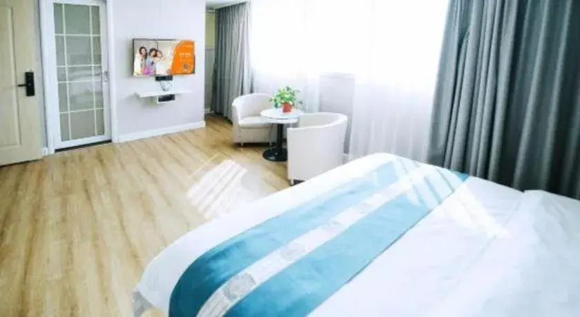 Bed in Shell Hotel Huaibei Jinying Plaza Long Distance Bus Station Bed in Shell Hotel Huaibei Jinying Plaza Long Distance Bus Station